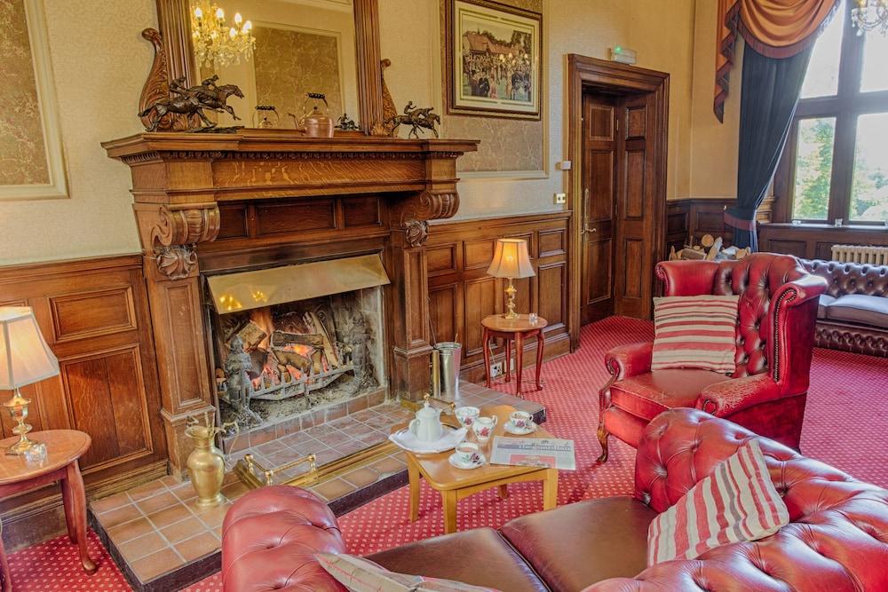 Bagden Hall Hotel Scissett Екстериор снимка