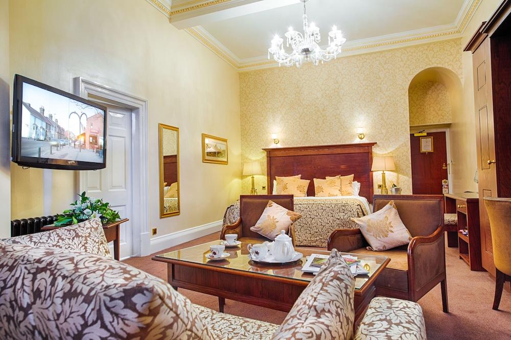 Bagden Hall Hotel Scissett Екстериор снимка