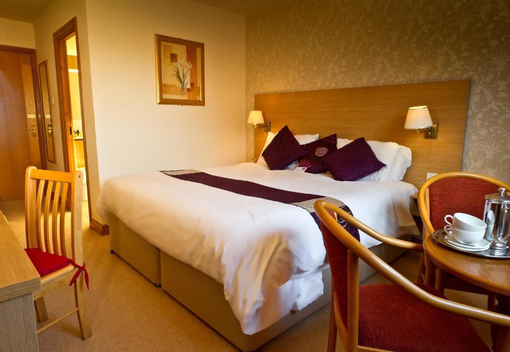 Bagden Hall Hotel Scissett Стая снимка