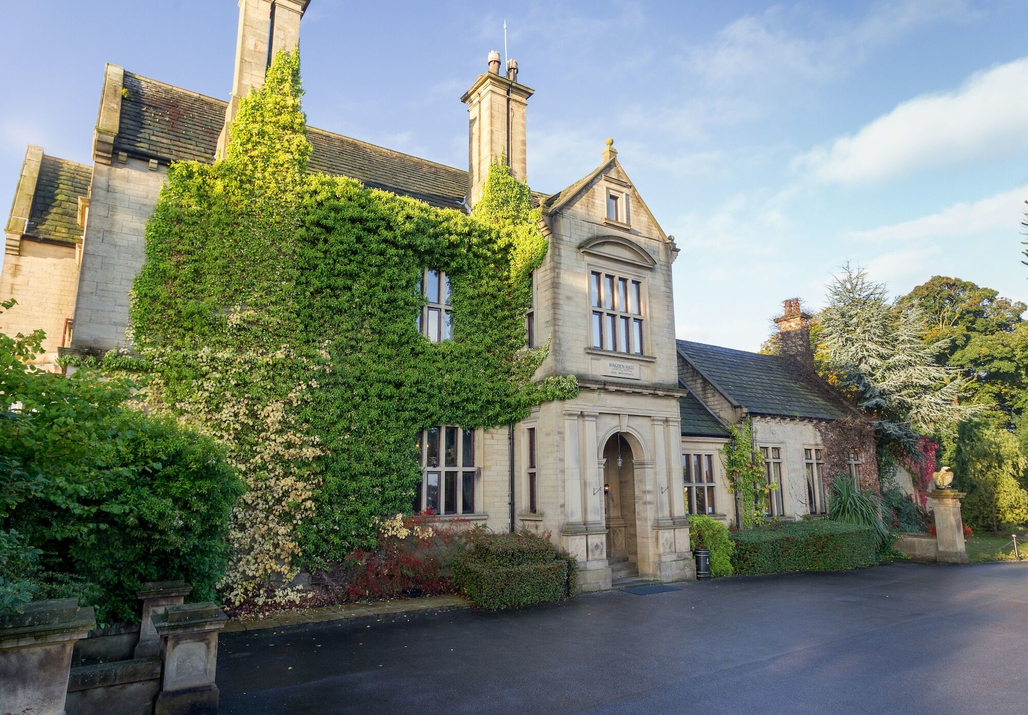 Bagden Hall Hotel Scissett Екстериор снимка